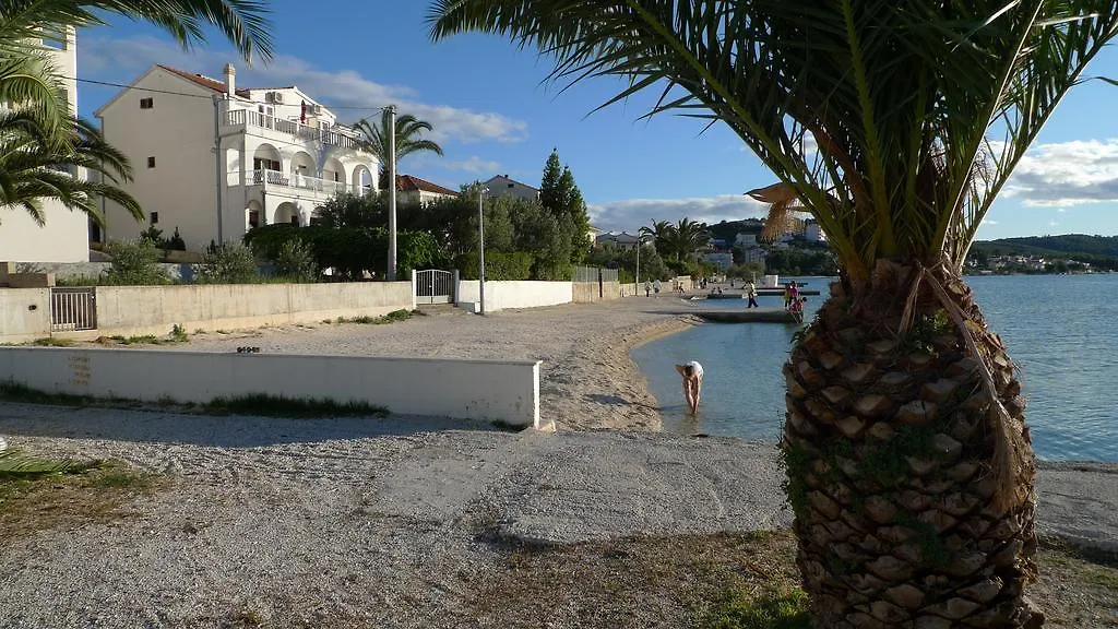 Apartments Tonka Trogir